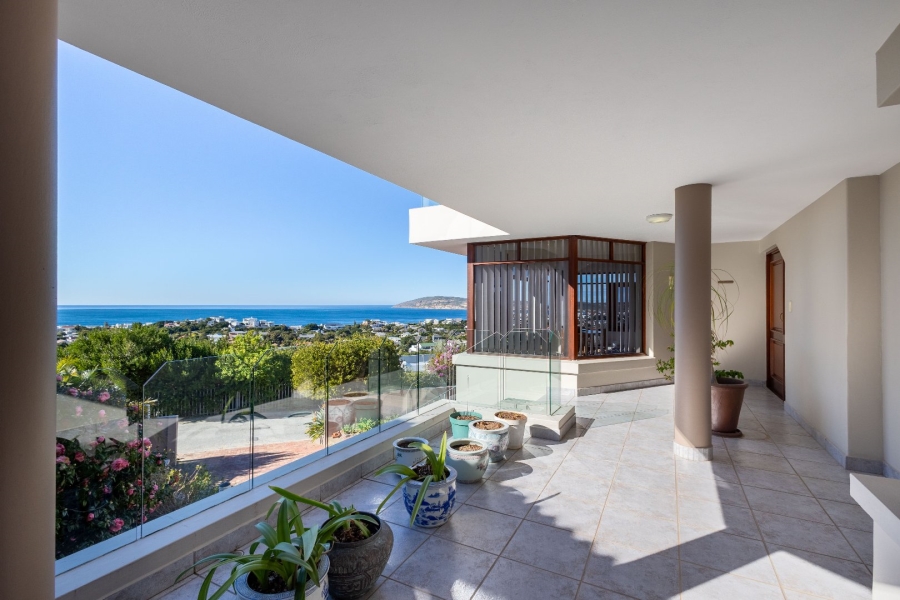 4 Bedroom Property for Sale in Lower Robberg Western Cape
